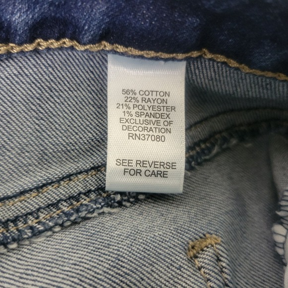 Versona Womens Jeans Size 33 Actual W35 x L26.5 Mom Embroidered Hem Blue Denim - Picture 11 of 15